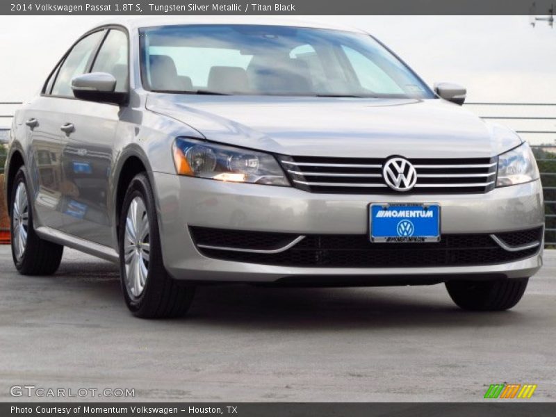 Tungsten Silver Metallic / Titan Black 2014 Volkswagen Passat 1.8T S