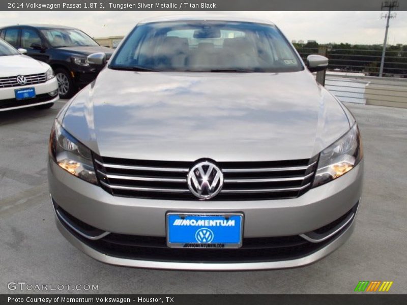 Tungsten Silver Metallic / Titan Black 2014 Volkswagen Passat 1.8T S