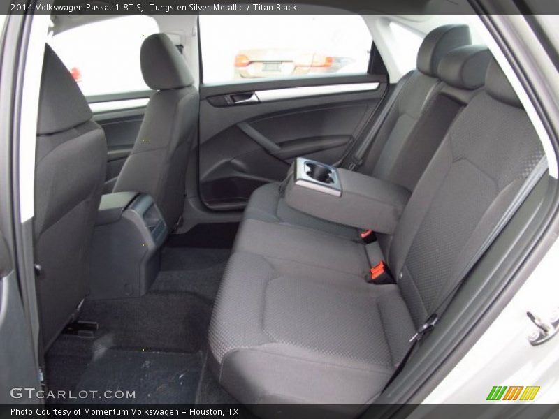 Tungsten Silver Metallic / Titan Black 2014 Volkswagen Passat 1.8T S