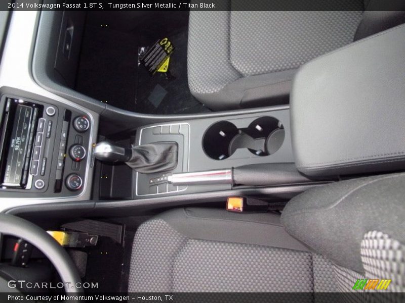 Tungsten Silver Metallic / Titan Black 2014 Volkswagen Passat 1.8T S