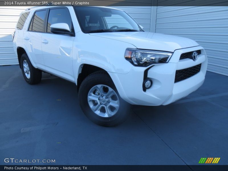 Super White / Graphite 2014 Toyota 4Runner SR5