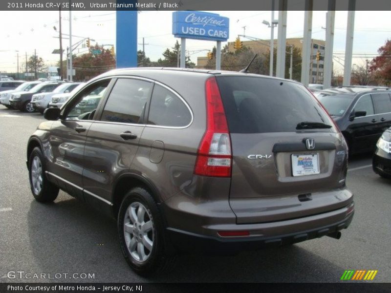 Urban Titanium Metallic / Black 2011 Honda CR-V SE 4WD