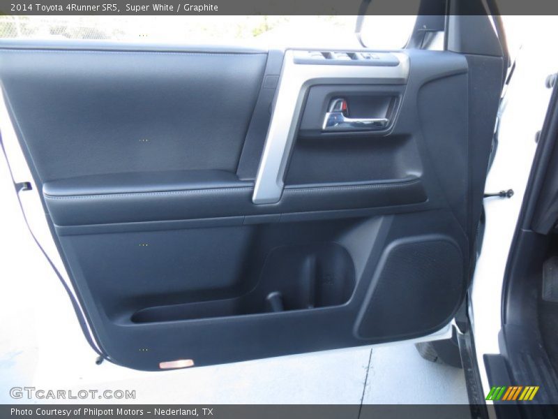 Super White / Graphite 2014 Toyota 4Runner SR5