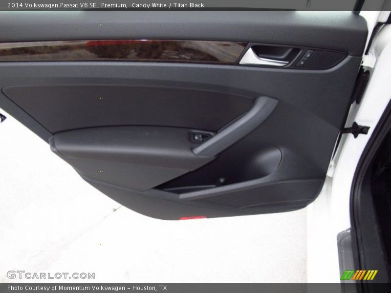 Candy White / Titan Black 2014 Volkswagen Passat V6 SEL Premium
