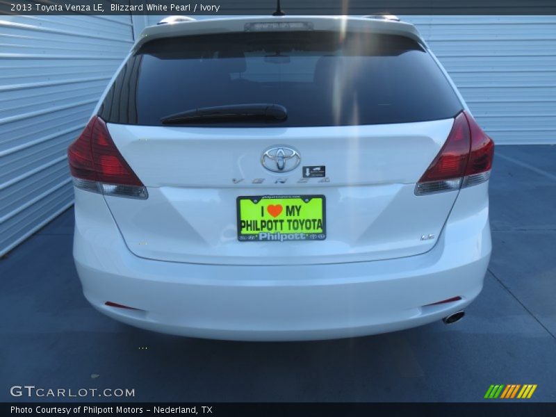 Blizzard White Pearl / Ivory 2013 Toyota Venza LE