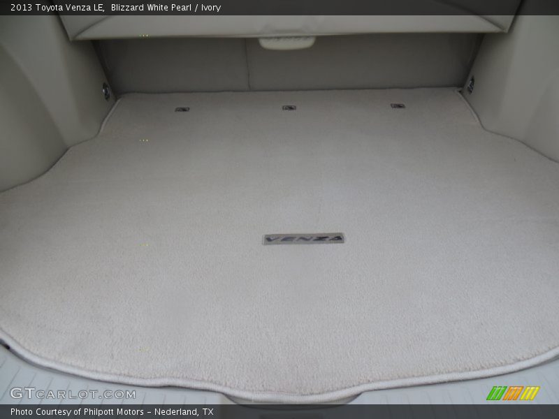 Blizzard White Pearl / Ivory 2013 Toyota Venza LE