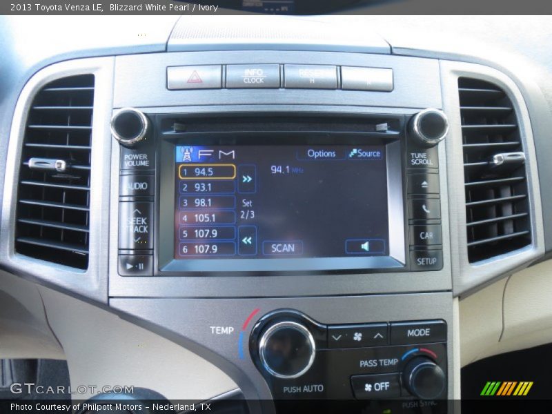 Blizzard White Pearl / Ivory 2013 Toyota Venza LE