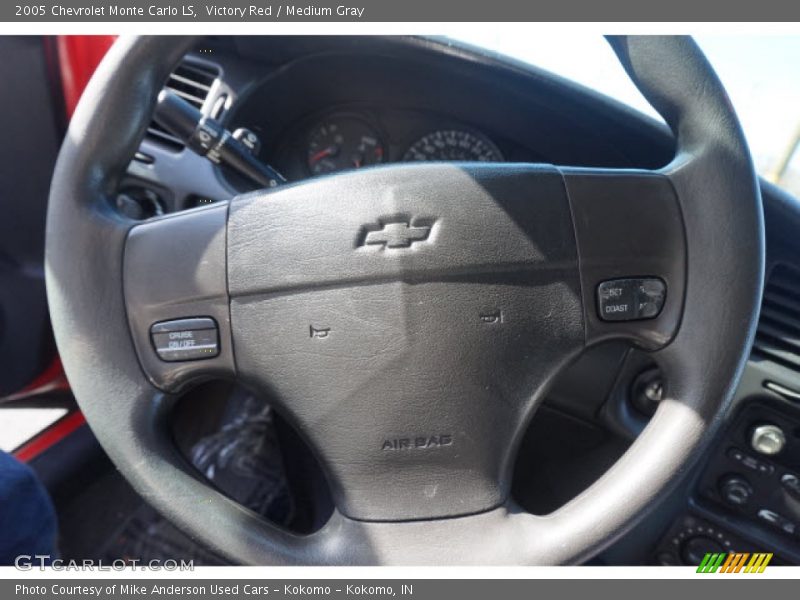Victory Red / Medium Gray 2005 Chevrolet Monte Carlo LS