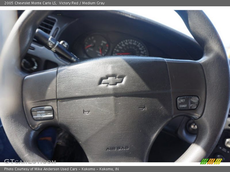 Victory Red / Medium Gray 2005 Chevrolet Monte Carlo LS