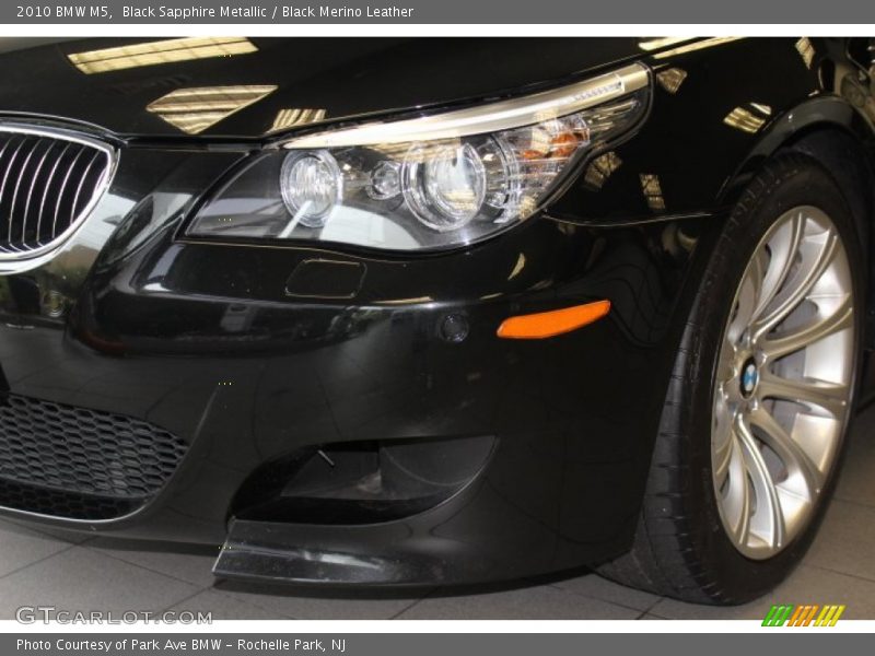 Black Sapphire Metallic / Black Merino Leather 2010 BMW M5