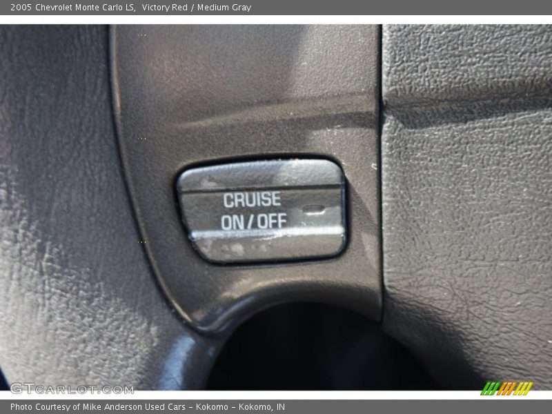 Victory Red / Medium Gray 2005 Chevrolet Monte Carlo LS