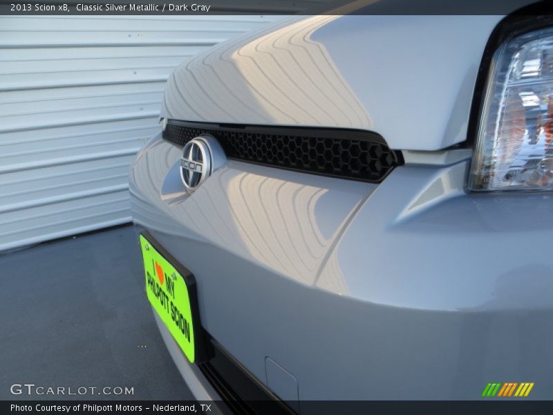 Classic Silver Metallic / Dark Gray 2013 Scion xB