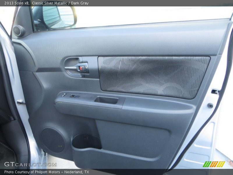 Classic Silver Metallic / Dark Gray 2013 Scion xB