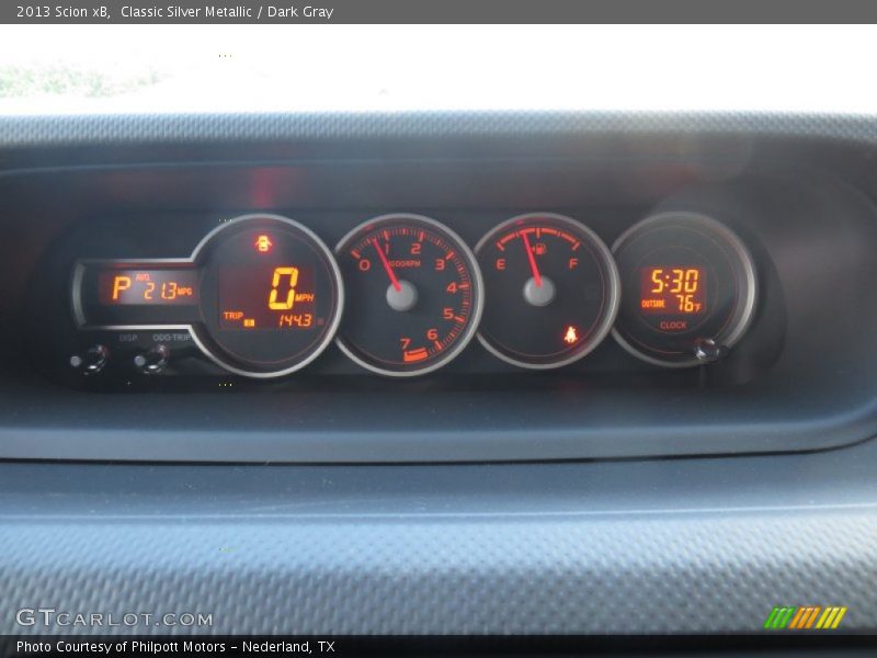 Classic Silver Metallic / Dark Gray 2013 Scion xB