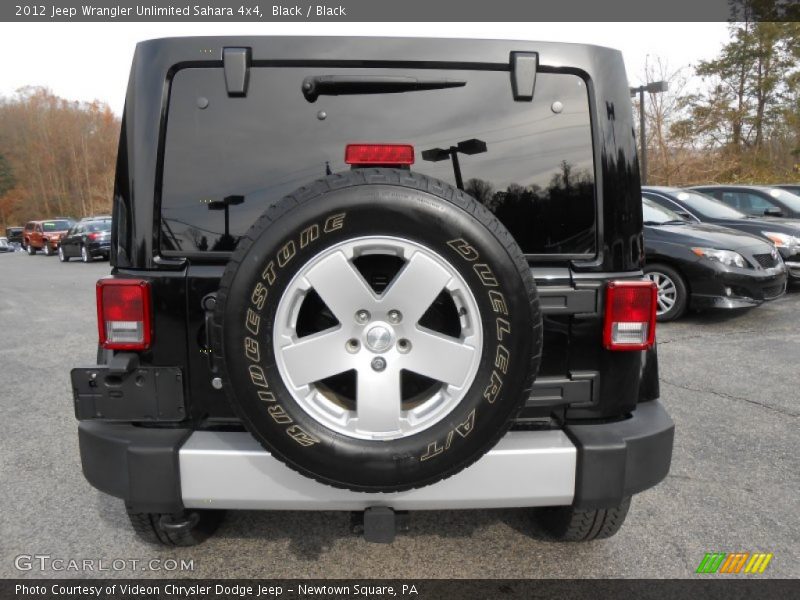 Black / Black 2012 Jeep Wrangler Unlimited Sahara 4x4