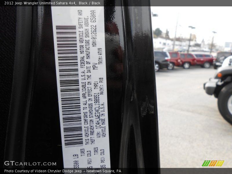 Black / Black 2012 Jeep Wrangler Unlimited Sahara 4x4