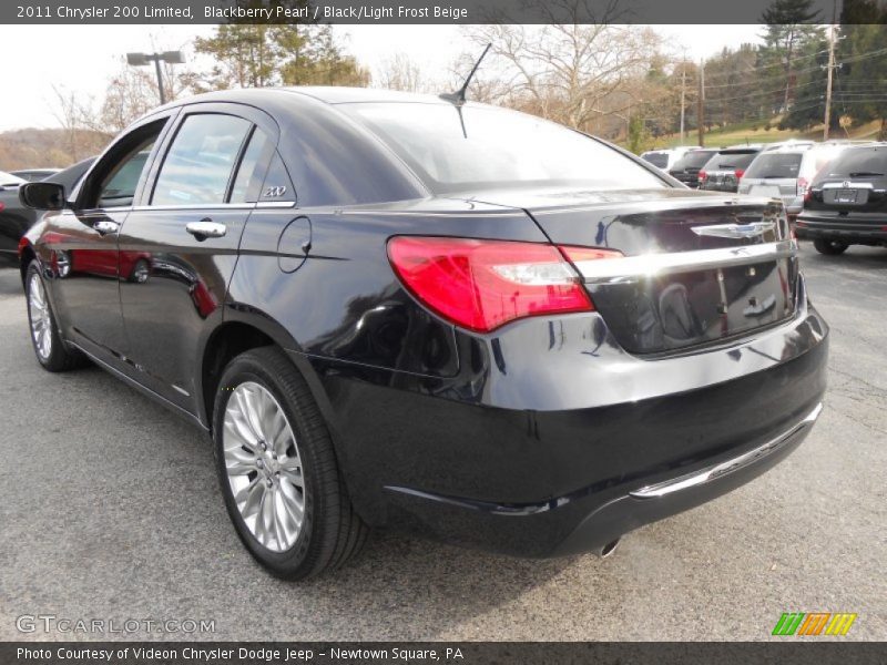 Blackberry Pearl / Black/Light Frost Beige 2011 Chrysler 200 Limited