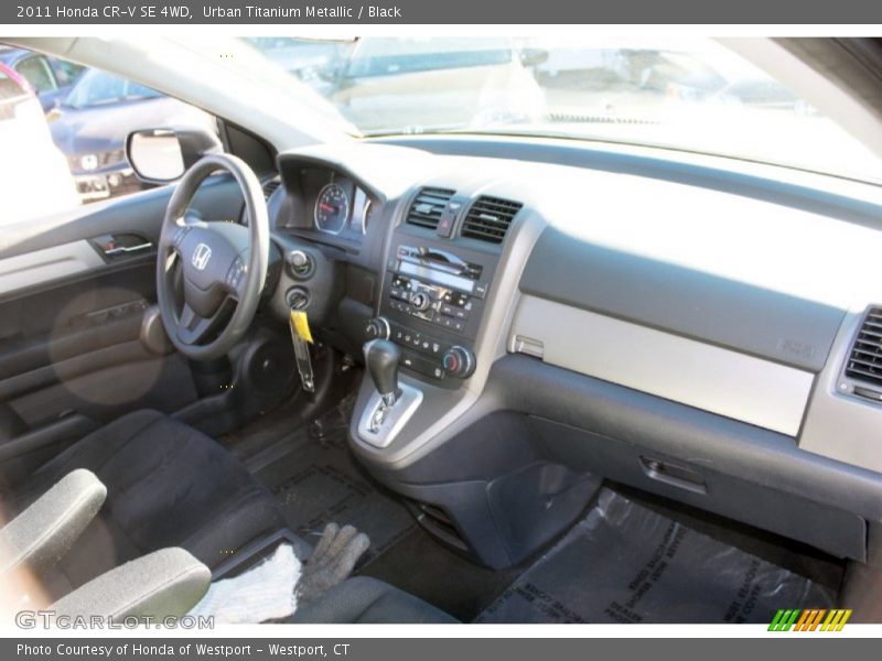 Urban Titanium Metallic / Black 2011 Honda CR-V SE 4WD