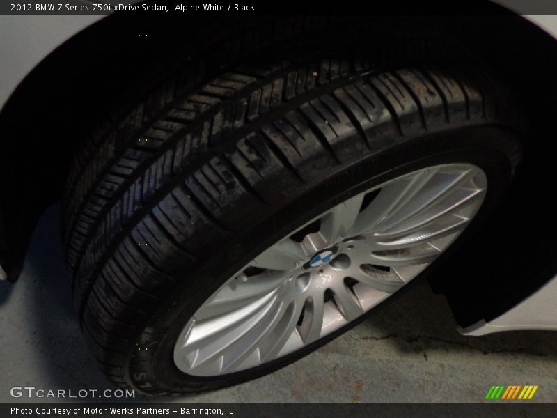 Alpine White / Black 2012 BMW 7 Series 750i xDrive Sedan