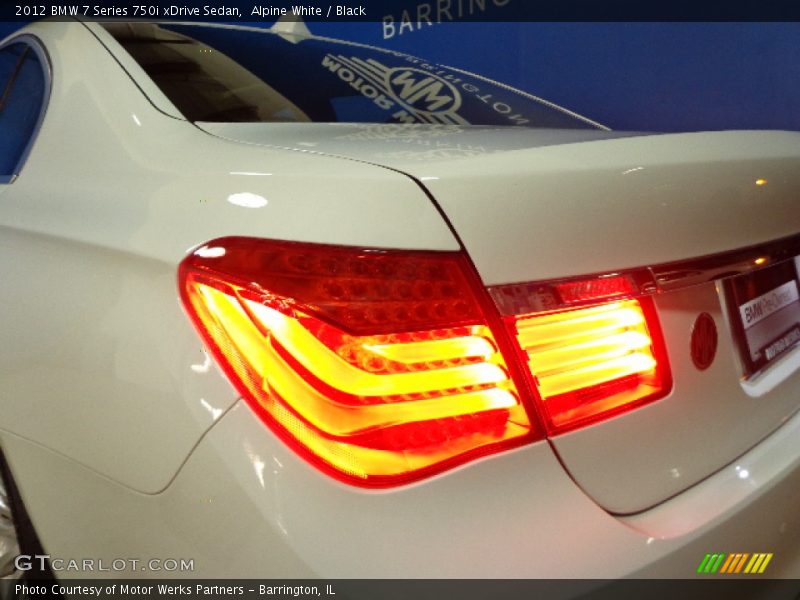 Alpine White / Black 2012 BMW 7 Series 750i xDrive Sedan
