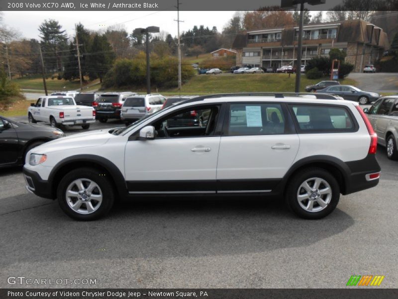 Ice White / Anthracite Black 2008 Volvo XC70 AWD