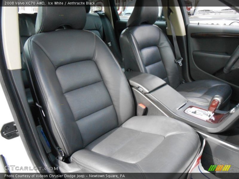 Ice White / Anthracite Black 2008 Volvo XC70 AWD