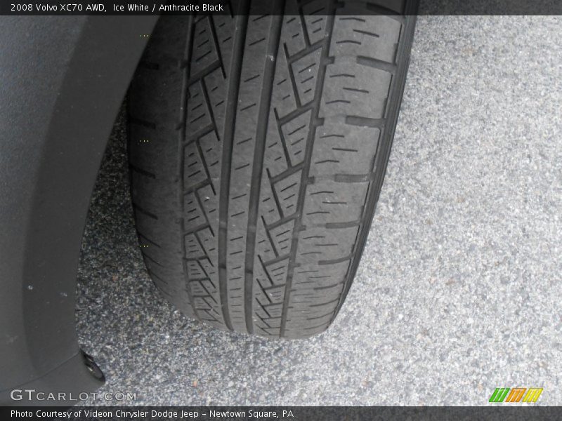 Ice White / Anthracite Black 2008 Volvo XC70 AWD