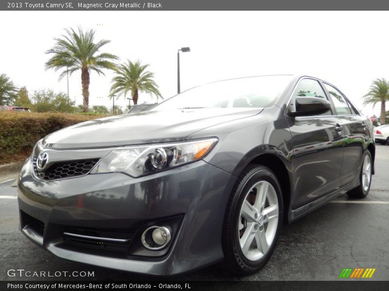 Magnetic Gray Metallic / Black 2013 Toyota Camry SE