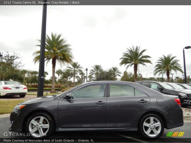 Magnetic Gray Metallic / Black 2013 Toyota Camry SE