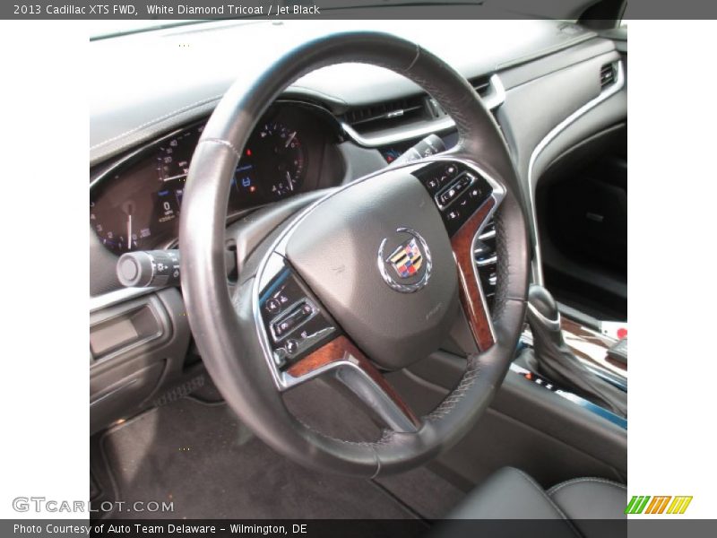 White Diamond Tricoat / Jet Black 2013 Cadillac XTS FWD