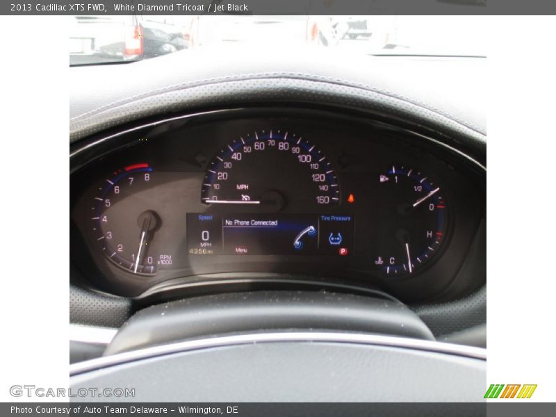 White Diamond Tricoat / Jet Black 2013 Cadillac XTS FWD