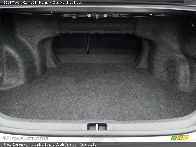 Magnetic Gray Metallic / Black 2013 Toyota Camry SE