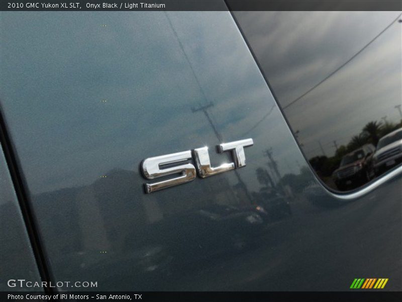 Onyx Black / Light Titanium 2010 GMC Yukon XL SLT