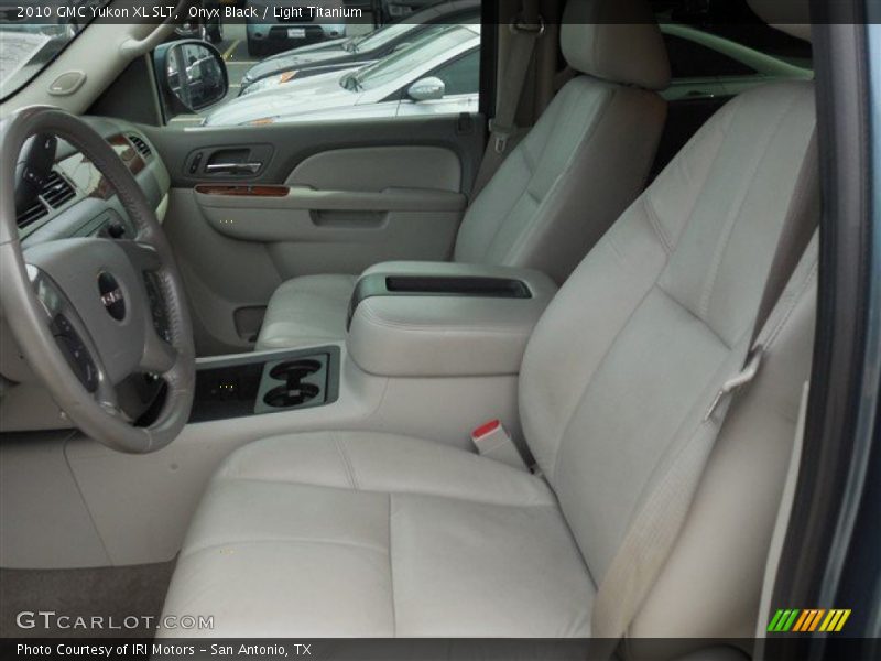 Onyx Black / Light Titanium 2010 GMC Yukon XL SLT