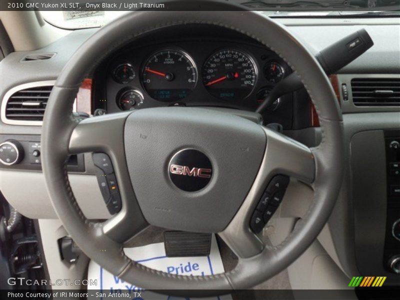 Onyx Black / Light Titanium 2010 GMC Yukon XL SLT