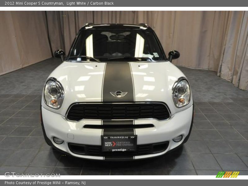 Light White / Carbon Black 2012 Mini Cooper S Countryman