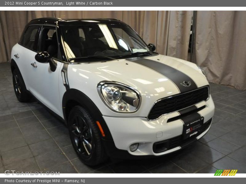 Light White / Carbon Black 2012 Mini Cooper S Countryman