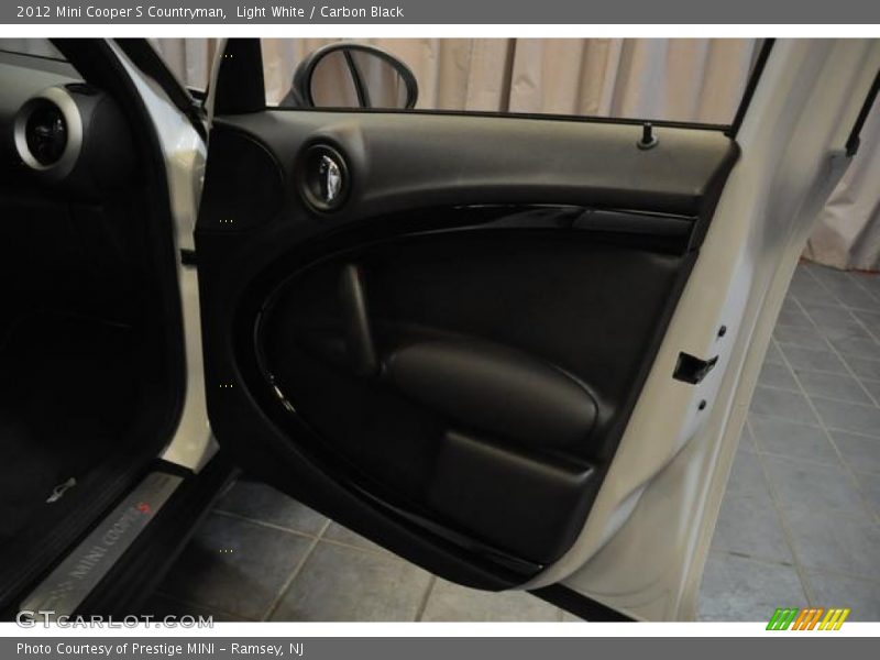 Light White / Carbon Black 2012 Mini Cooper S Countryman