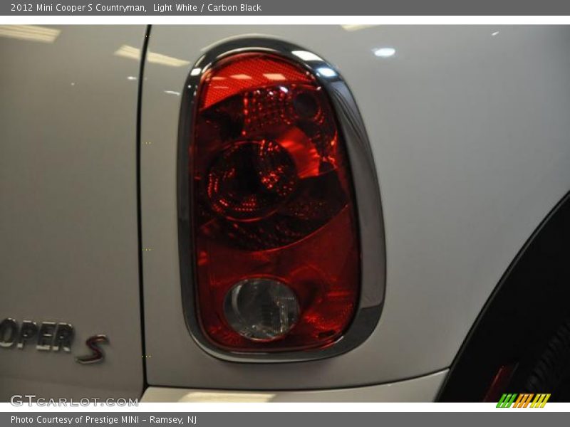 Light White / Carbon Black 2012 Mini Cooper S Countryman