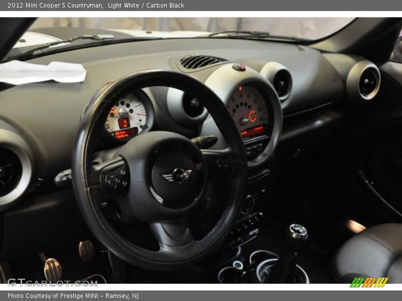 Light White / Carbon Black 2012 Mini Cooper S Countryman