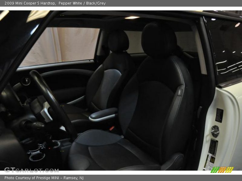 Pepper White / Black/Grey 2009 Mini Cooper S Hardtop