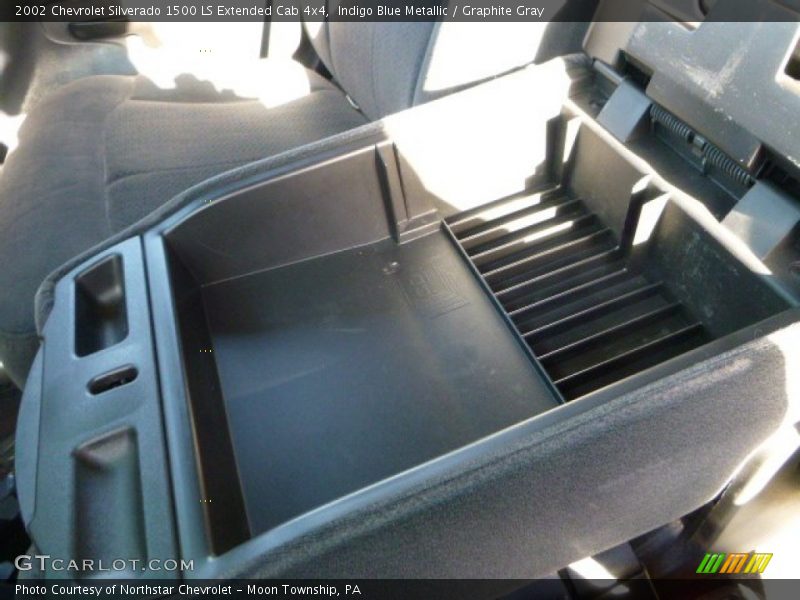 Indigo Blue Metallic / Graphite Gray 2002 Chevrolet Silverado 1500 LS Extended Cab 4x4