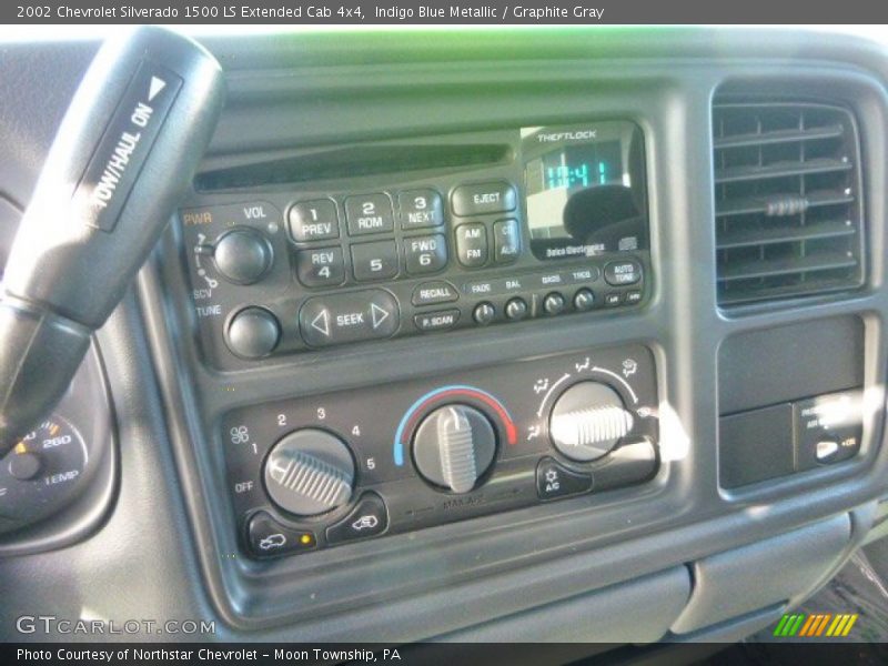 Indigo Blue Metallic / Graphite Gray 2002 Chevrolet Silverado 1500 LS Extended Cab 4x4