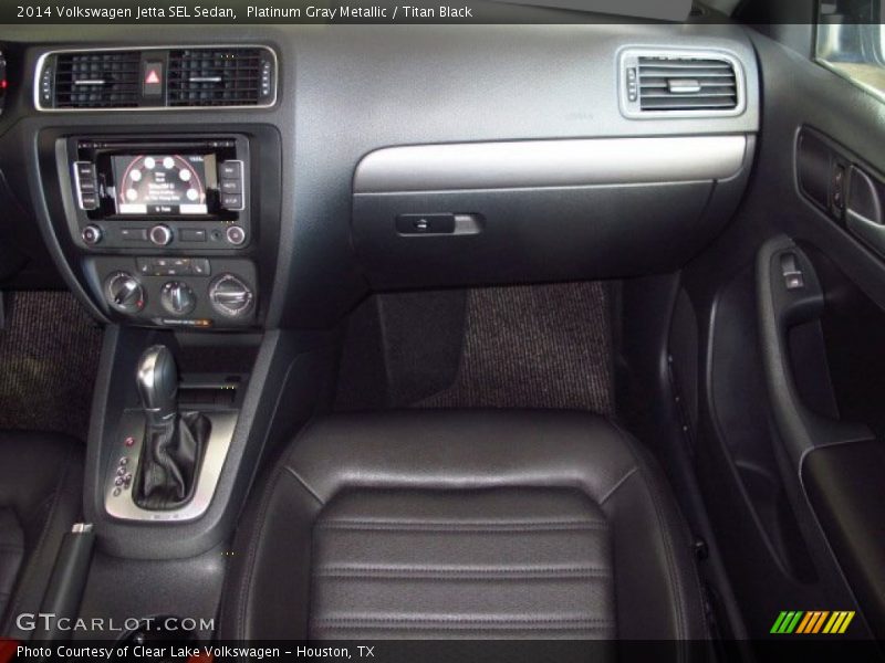 Platinum Gray Metallic / Titan Black 2014 Volkswagen Jetta SEL Sedan