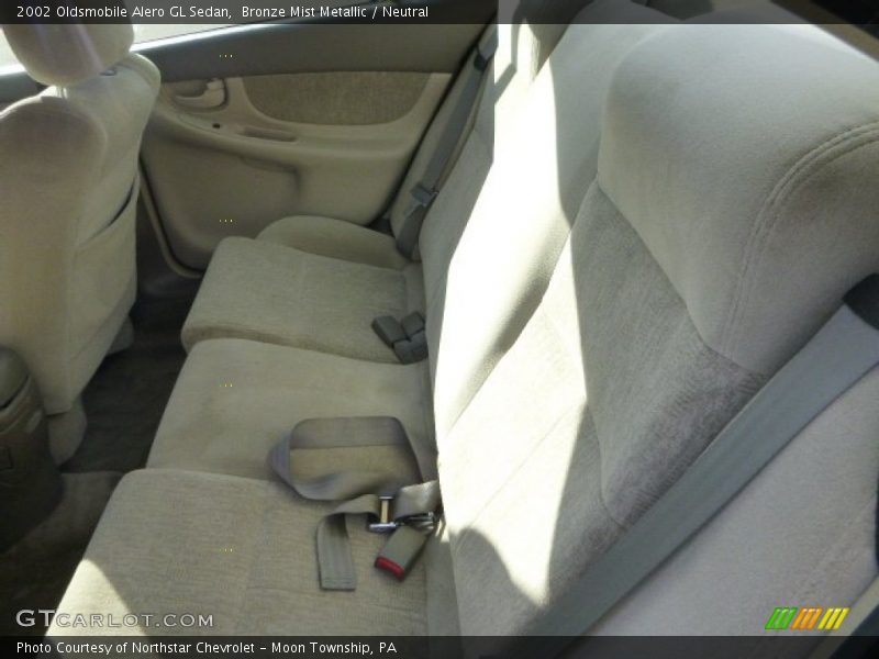 Bronze Mist Metallic / Neutral 2002 Oldsmobile Alero GL Sedan