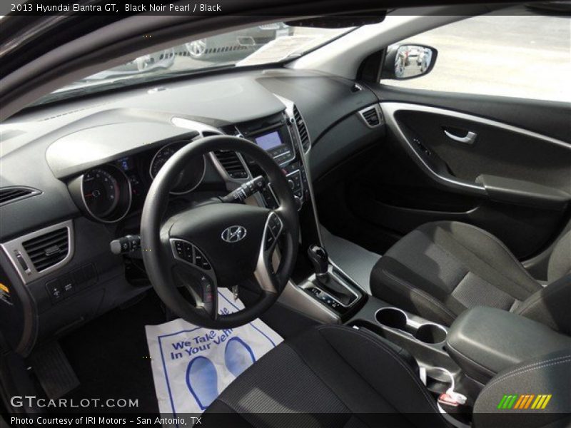 Black Noir Pearl / Black 2013 Hyundai Elantra GT