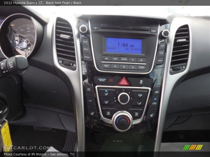 Black Noir Pearl / Black 2013 Hyundai Elantra GT