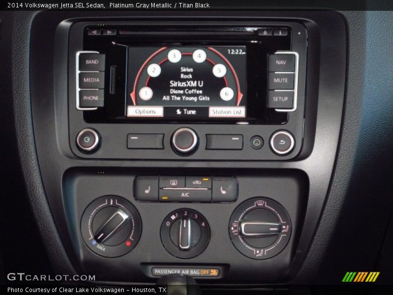 Platinum Gray Metallic / Titan Black 2014 Volkswagen Jetta SEL Sedan