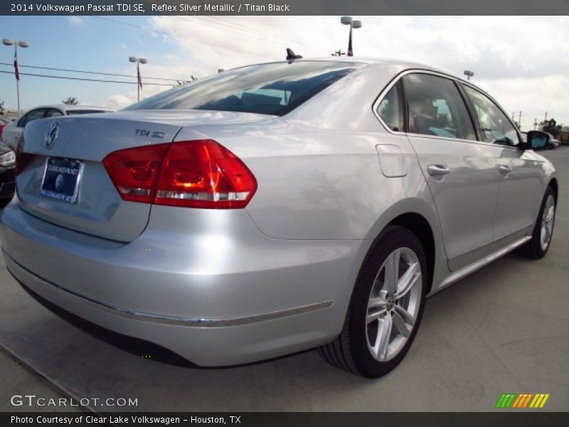 Reflex Silver Metallic / Titan Black 2014 Volkswagen Passat TDI SE