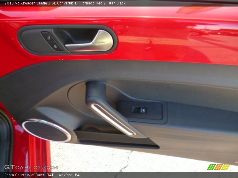 Tornado Red / Titan Black 2013 Volkswagen Beetle 2.5L Convertible
